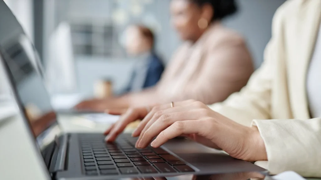 content-writers-creating-good-content-for-website